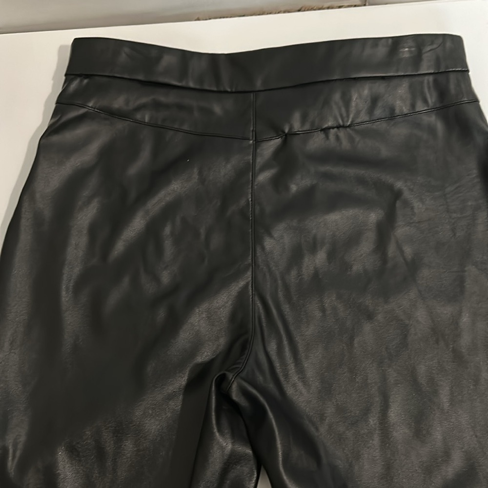 Idem Ditto Black Faux Leather Skinny Pants NWOT Women Size MED Vegan High Rise - Picture 6 of 16
